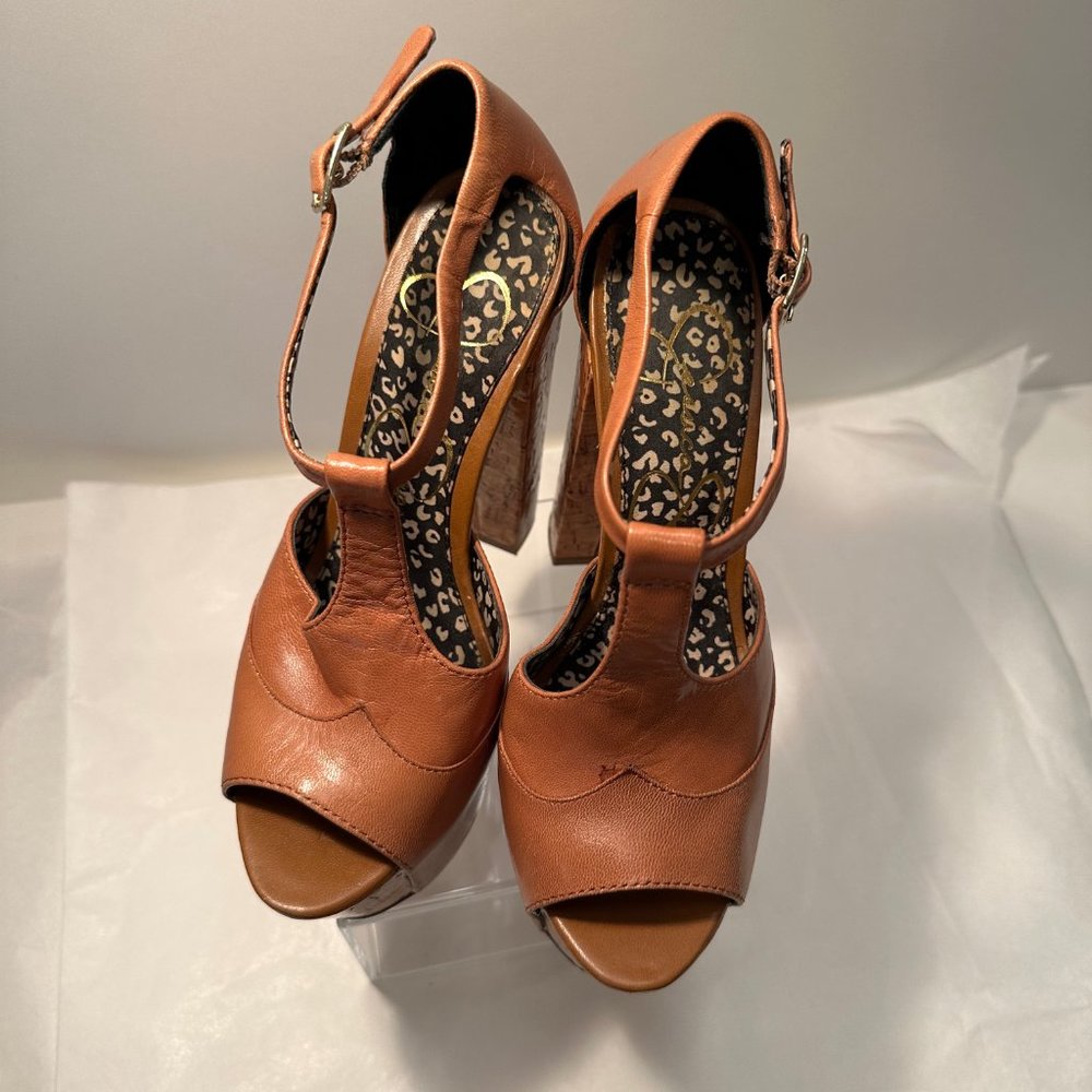 Jessica Simpson Brown Platform Heels - Picture 5 of 10
